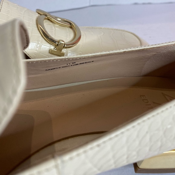 27 Edit | White Regina Loafer - Picture 5 of 9